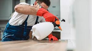 Best Commercial Pest Control  in Lan, MI